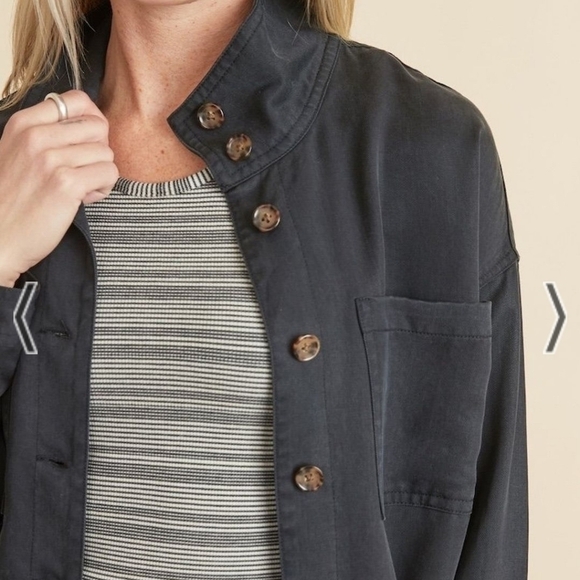 Marine layer Oslo Drapey Utility Jacket in Black - Picture 3 of 6